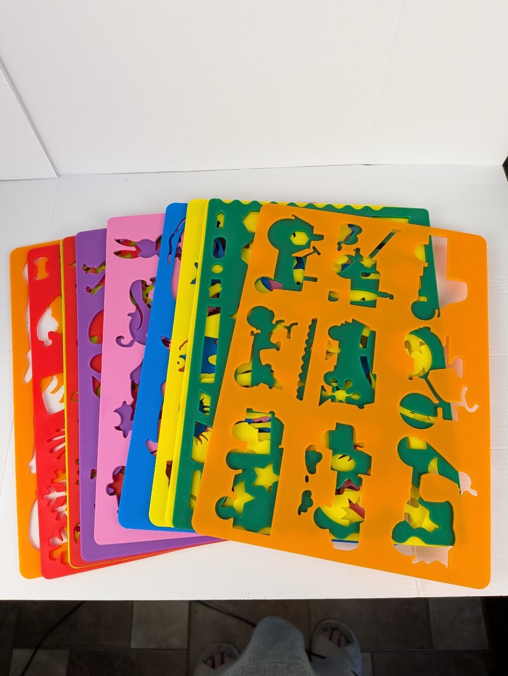 Set Of 11 Plastic Stencils & Carrier Christmas Animals Vehicles Alphabet Dinos
